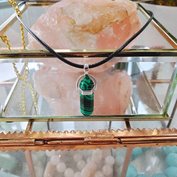 Terra Moda - Gemstone Healing Chakra Necklaces - Picture 10 of 16